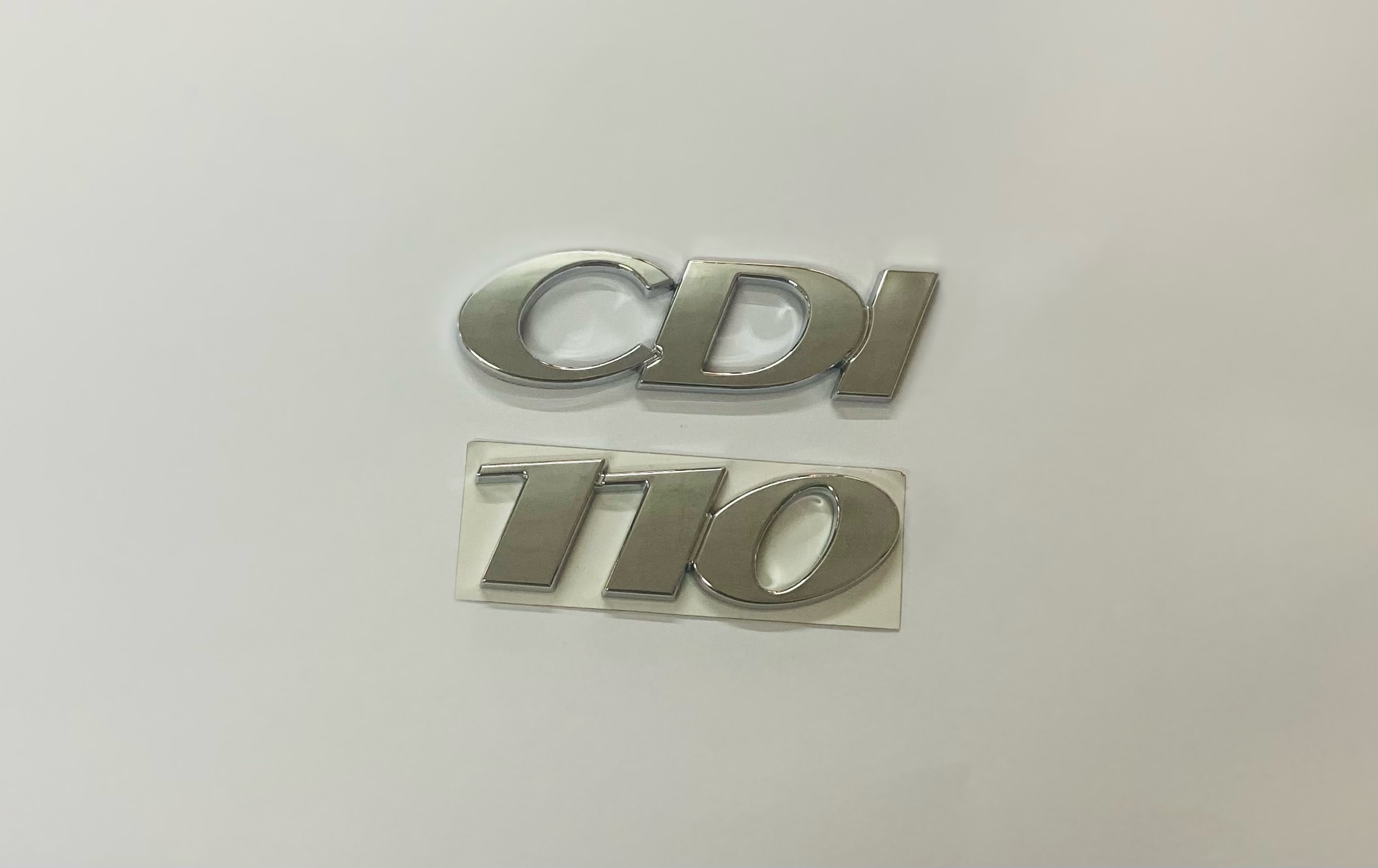 Mercedes%20W639%20VİTO%202004%20-%202014%20CDI%20110%20ARKA%20BAGAJ%20YAZISI%20KROM